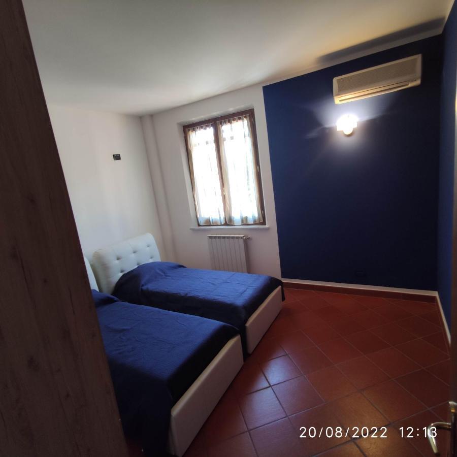 M & M Pinzi Suite Apartment Montepulciano Stazione Kültér fotó