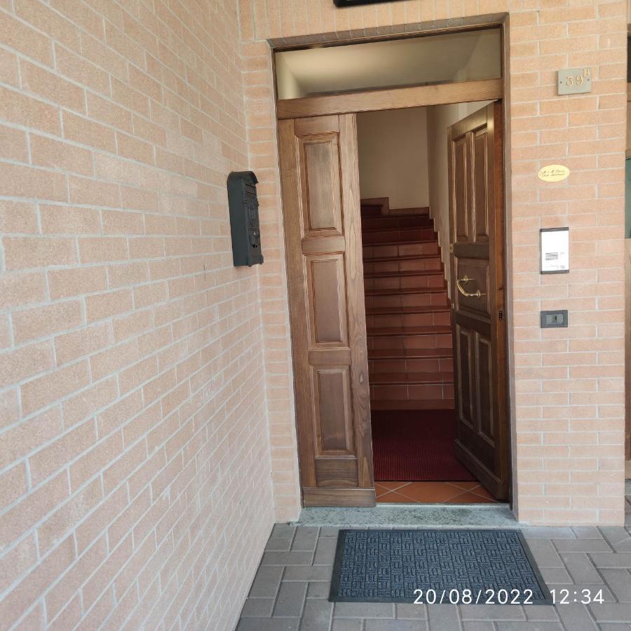 M & M Pinzi Suite Apartment Montepulciano Stazione Kültér fotó