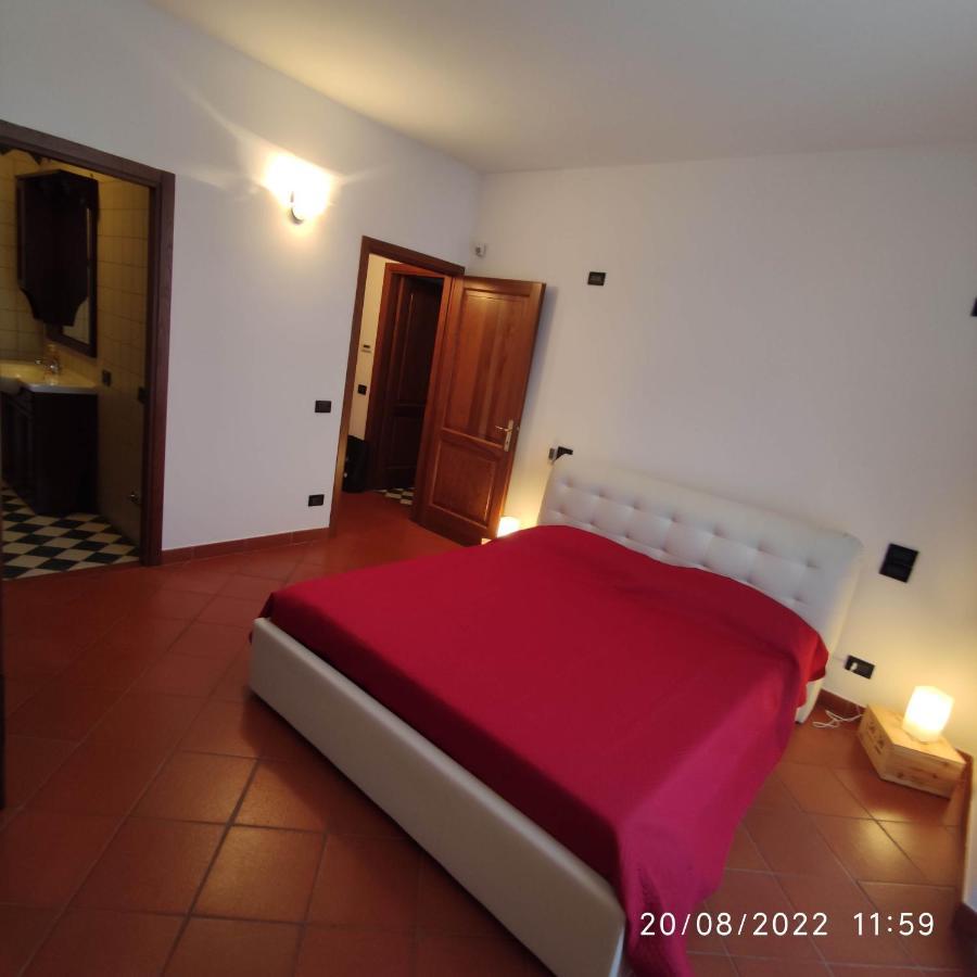 M & M Pinzi Suite Apartment Montepulciano Stazione Kültér fotó