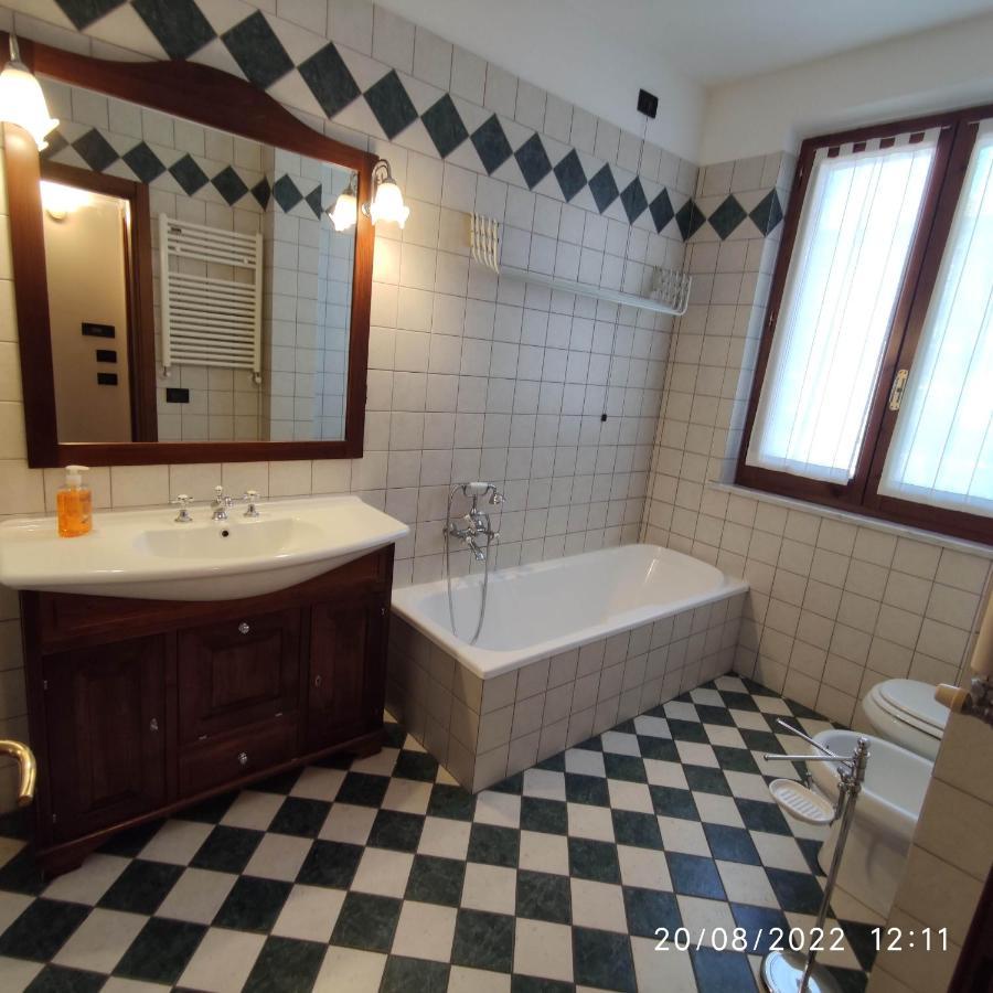 M & M Pinzi Suite Apartment Montepulciano Stazione Kültér fotó