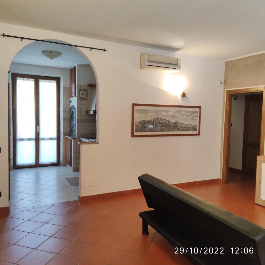 M & M Pinzi Suite Apartment Montepulciano Stazione Kültér fotó